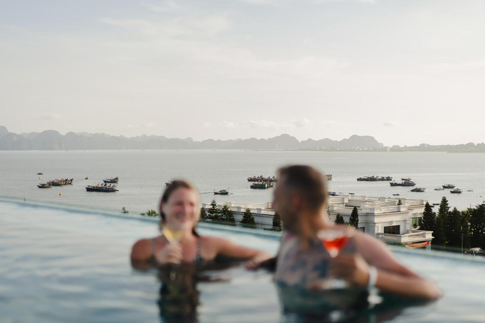 Hotel Danitel Halong Hạ Long Exterior foto